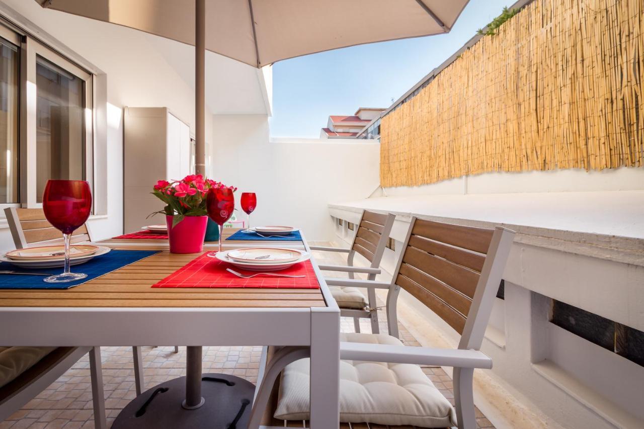 Exquisite Retreat In A Traditional Area Of Porto Luaran gambar